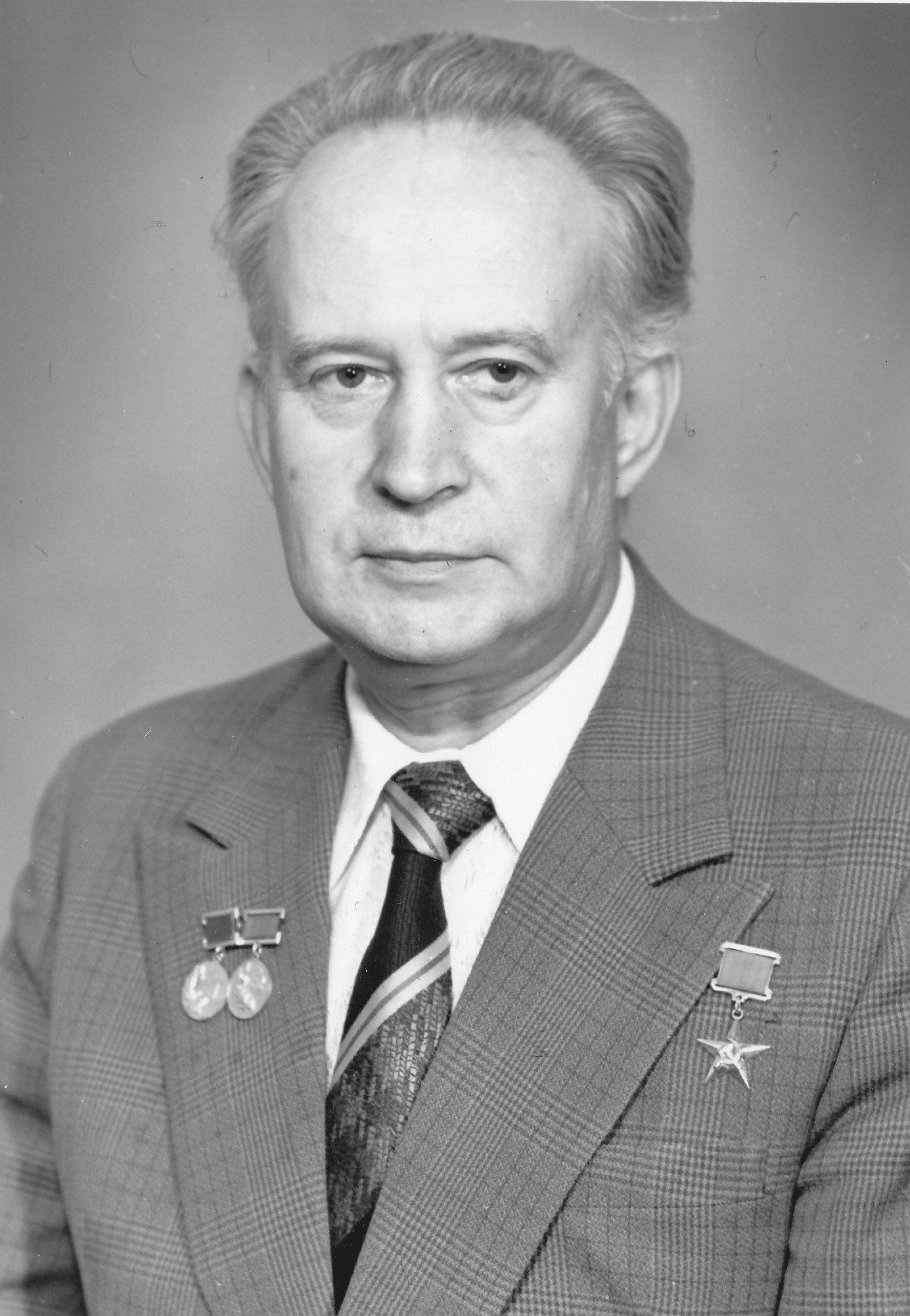 Пахолков Георгий Александрович, 1918-1999. Герой Социалистического Труда