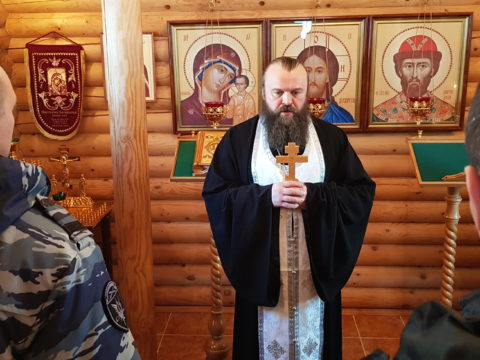 Иеромонах Иеремия (Чугунов) во время проповеди