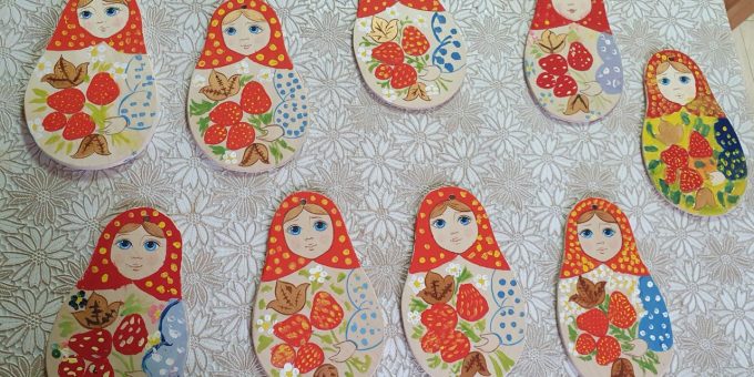 Нарядная матрёшка в Усадьбе Васкелово